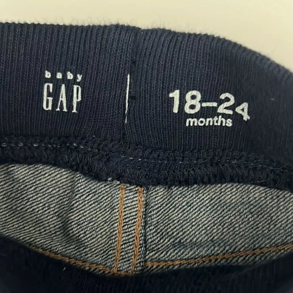 Toddler Gap Bundle 2 Tops 1 Denim Shorts
